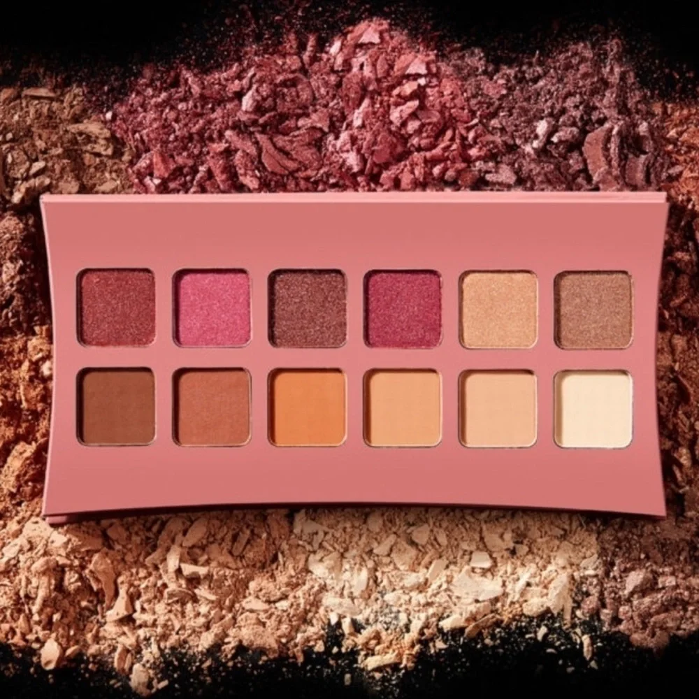 ILLAMASQUA Unveiled Artistry Palette Eyeshadow